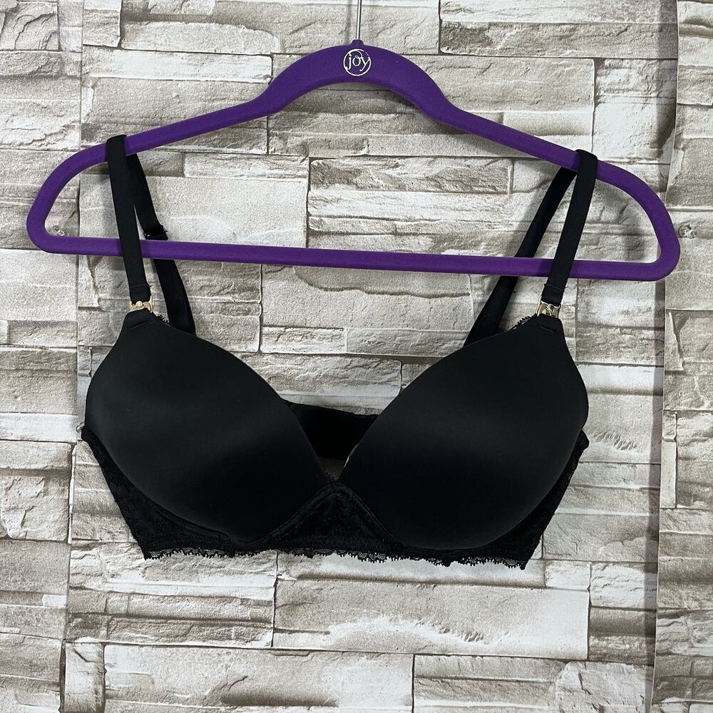 VICTORIA'S SECRET By Victoria No Wire Amature BRA size 36 D,Black ,read